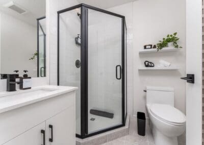 Compact two tone black white bathroom stand up glass shower stall